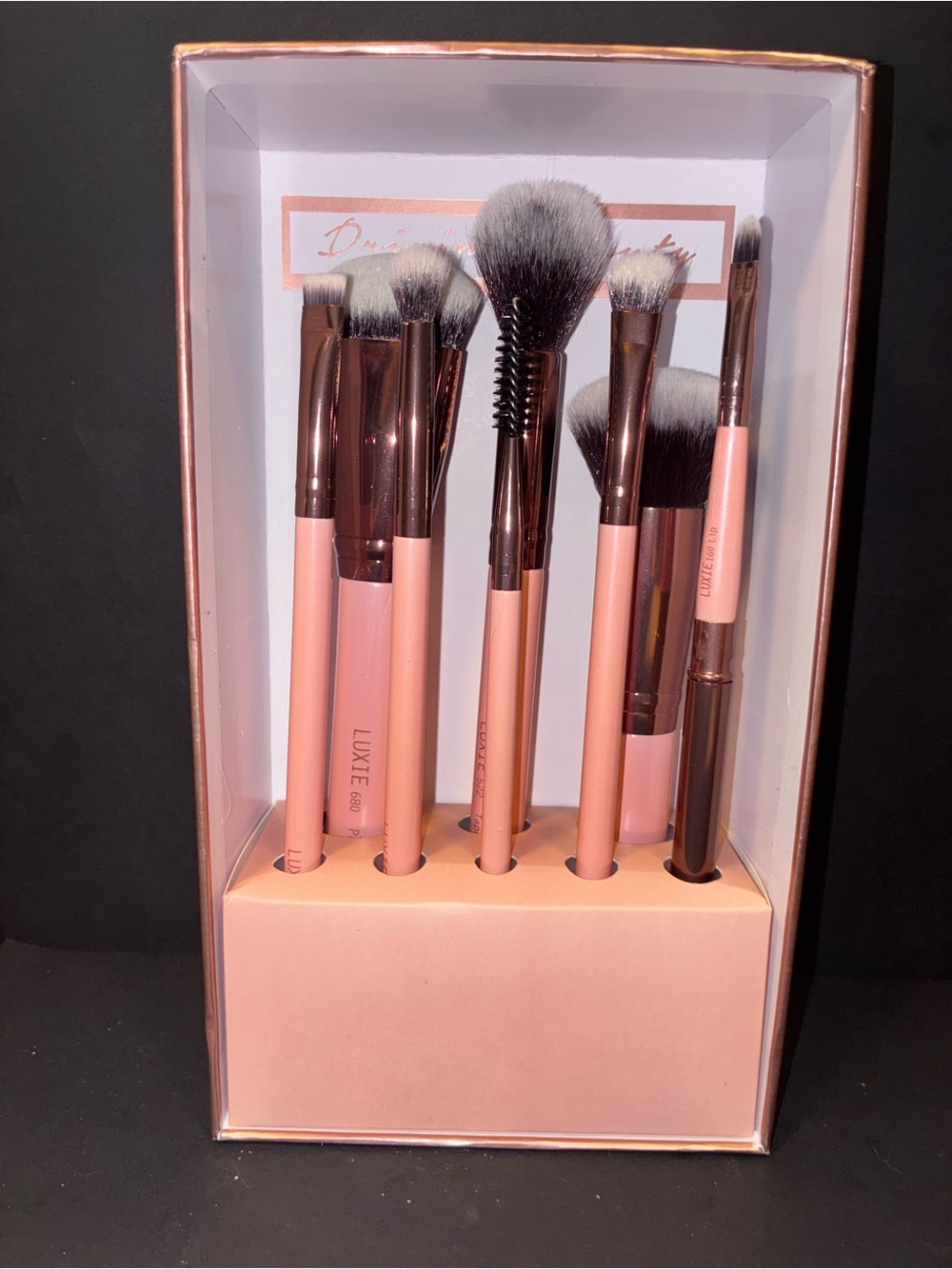 Luxie Rose Gold & Pink Complete Face Set of 8 Cosmetic/Makeup Brushes New In Box